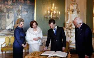 Медведев Дмитрий Анатольевич: какая его настоящая фамилия